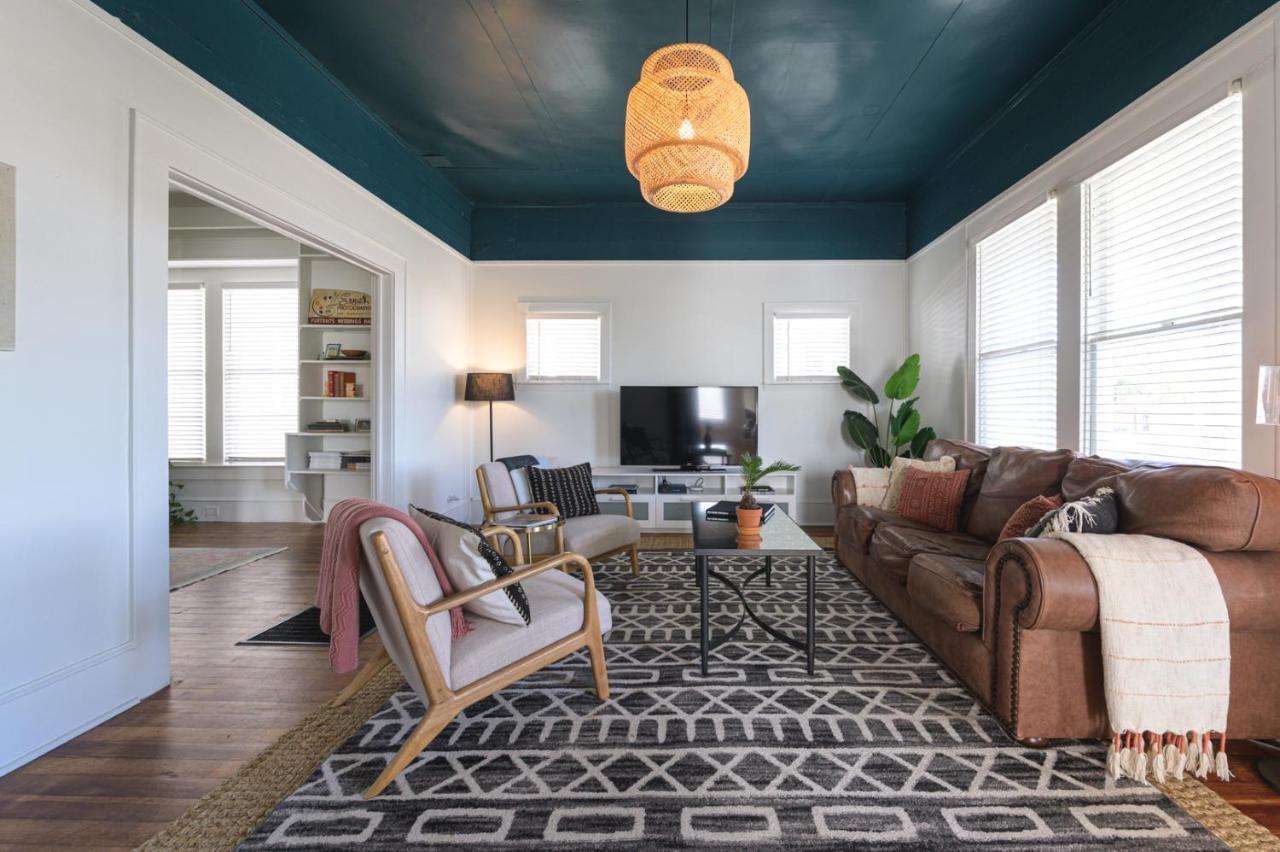 Restored 1930S Uptown Bungalow 2 Min. To Magnolia 韦科 外观 照片