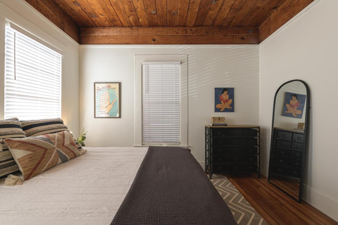 Restored 1930S Uptown Bungalow 2 Min. To Magnolia 韦科 外观 照片